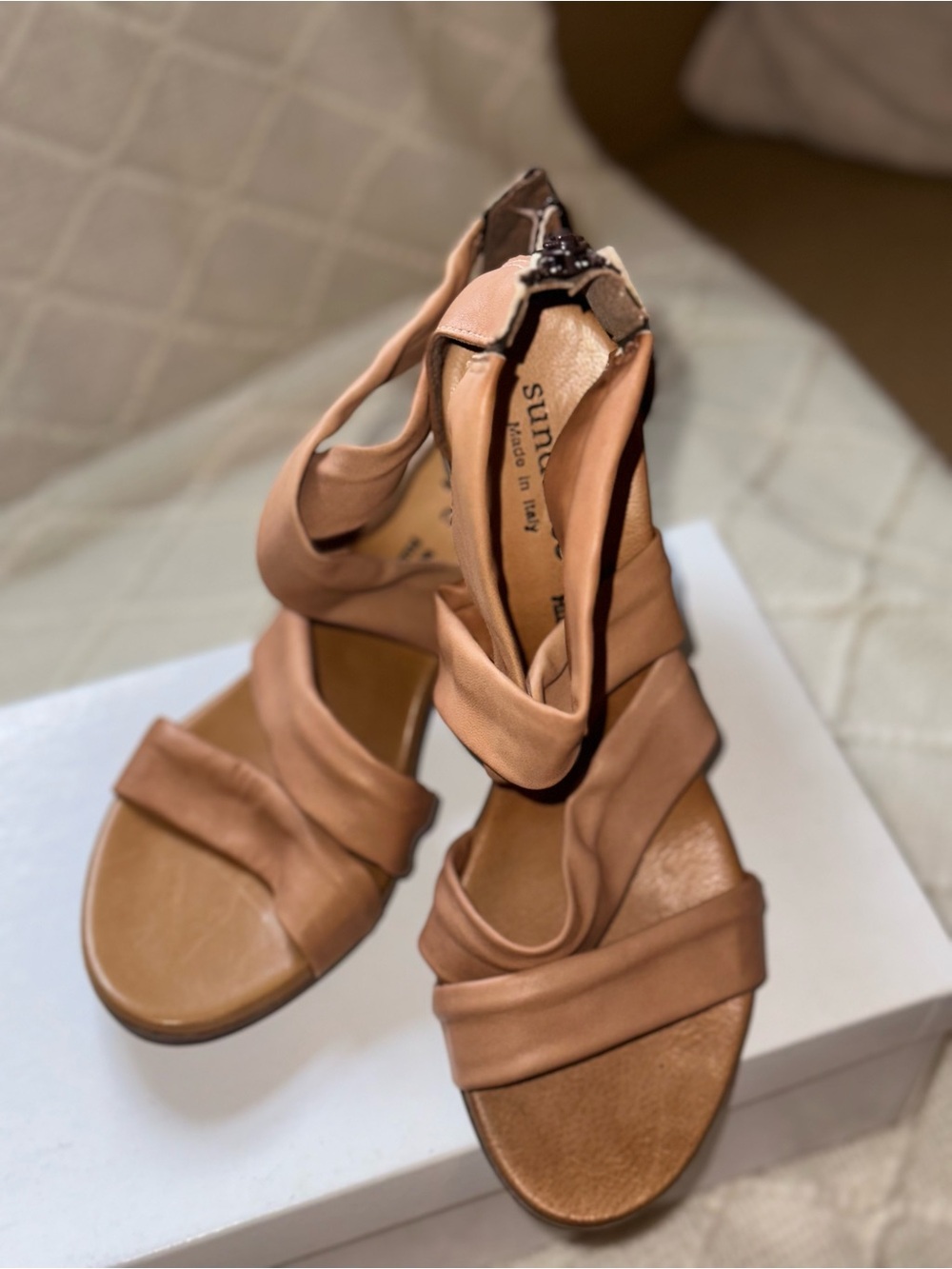 Sundance heels IT IS AVAILABLE